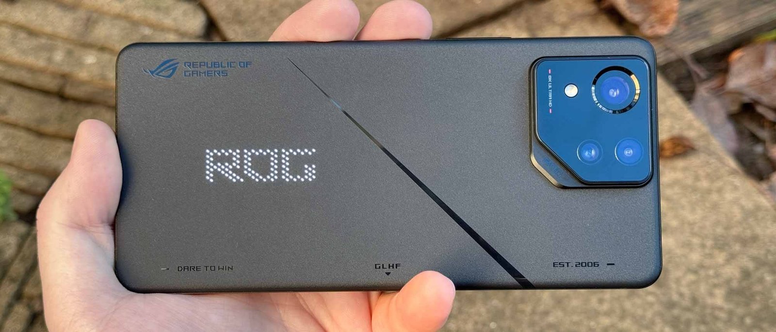 ما هو أفضل موبايل للألعاب 2024؟ 8 Asus ROG Phone 8 Pro