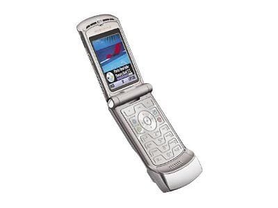 أفضل 5 هواتف القابلة للطي القديمة 8 Motorola Razr V3
