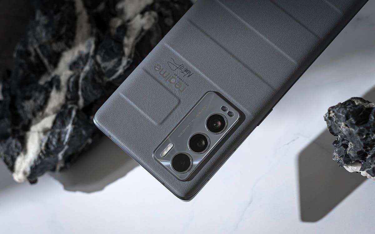 قمنا بمقارنة شاملة للهواتف من الفئة المتوسطة: هذا هو أحسنهم لسنة 2024 10 Realme GT Master Edition الفئة المتوسطة