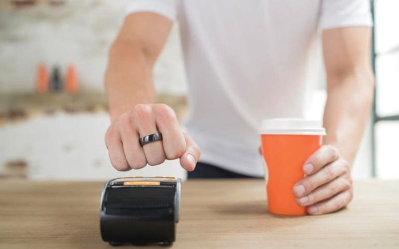 هل يمكنك الدفع بالخاتم الذكي؟ 12 هل يمكنك الدفع بالخاتم الذكي؟