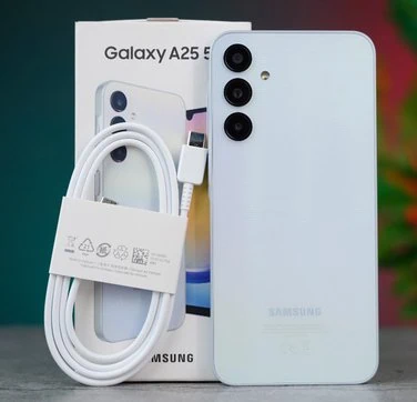 Samsung Galaxy A25 5G 🔥 تجربتي للهاتف بعد 30 يوم و هل يستحق الشراء؟ 12 فتح علبة هاتف Samsung Galaxy A25 5G