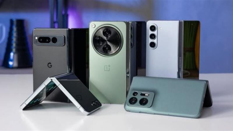 هواتف موتورولا القابلة للطي: هل تستحق الشراء؟ 11 كاميرات هواتف موتورولا القابلة للطي