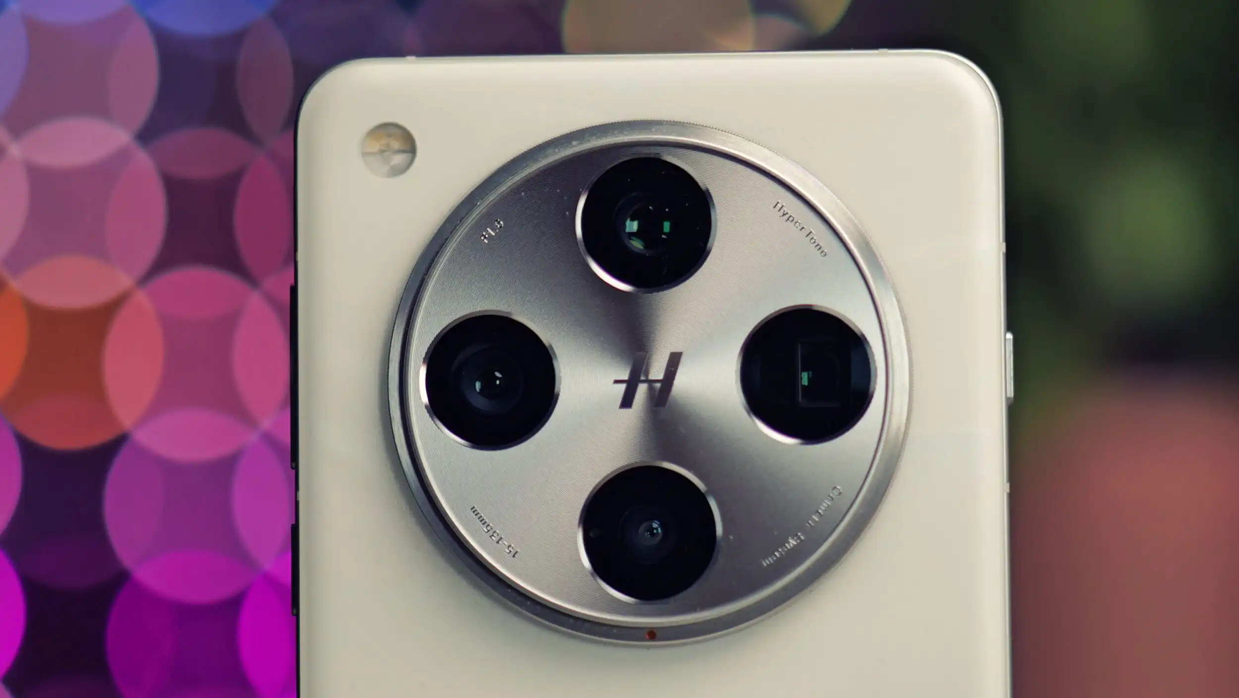 أفضل 5 هواتف أندرويد يمكنك شراؤها الآن في 2026 7 Oppo Find X8 Pro review 2 2