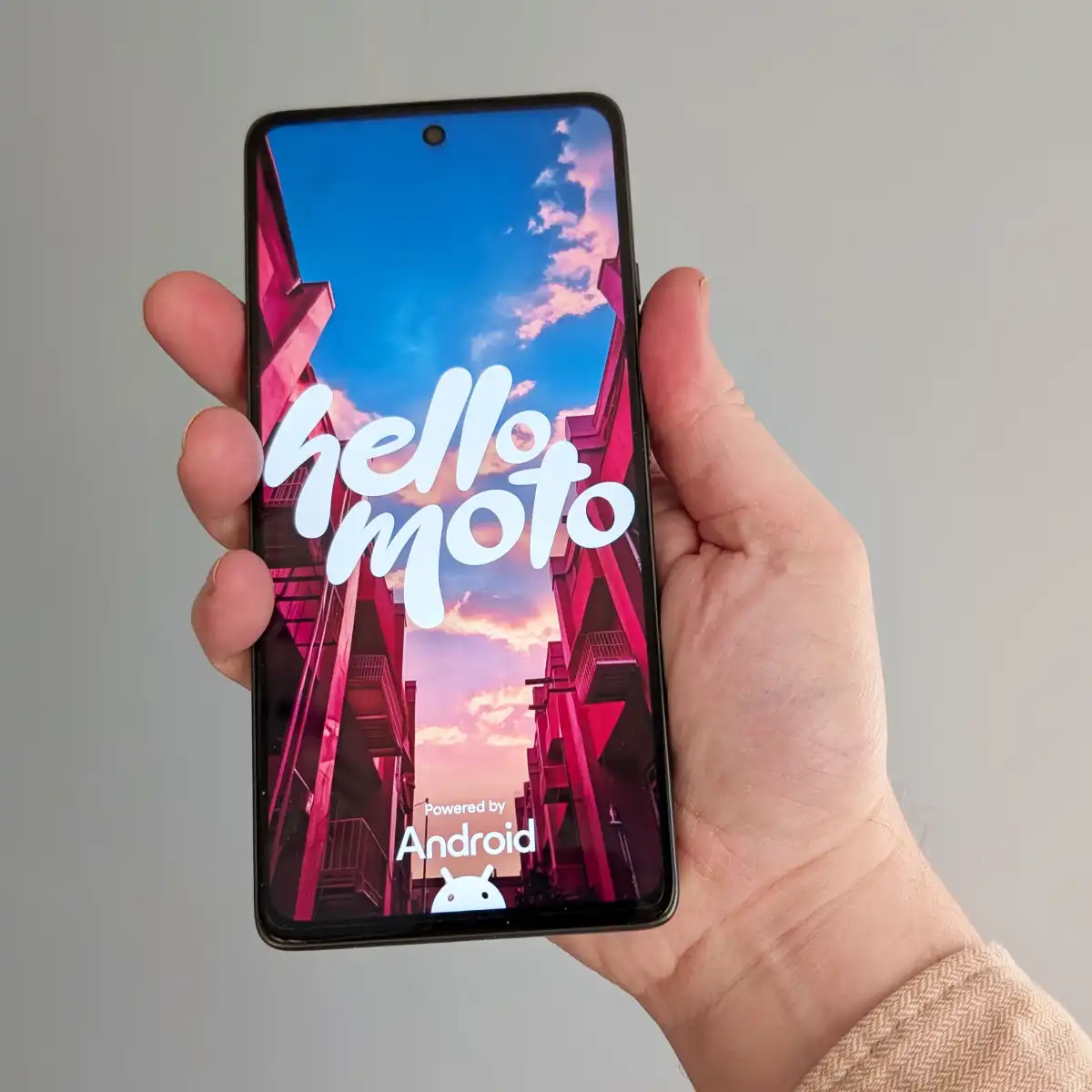 Moto G75 🔥 هاتف مليء بالمميزات… لكن هل العيوب تؤثر عليه؟ 9 PXL 20241206 105214492