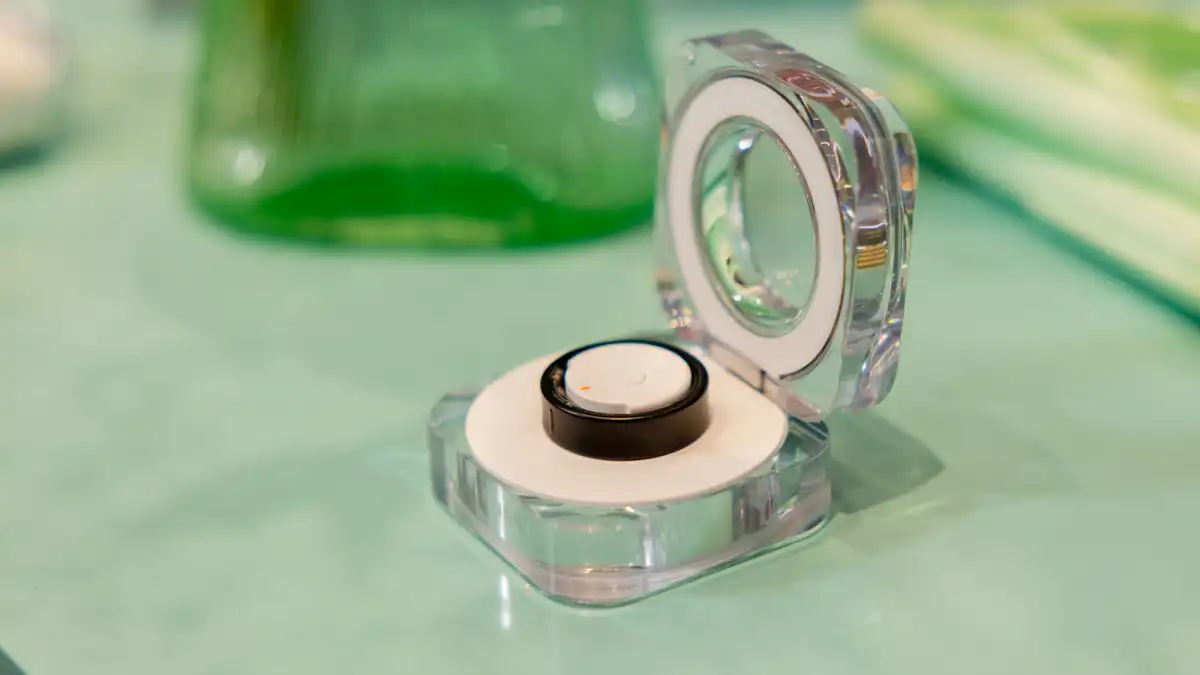 اختفاء Samsung Galaxy Ring 2 أثناء عملية فك التعبئة 9 Galaxy Ring