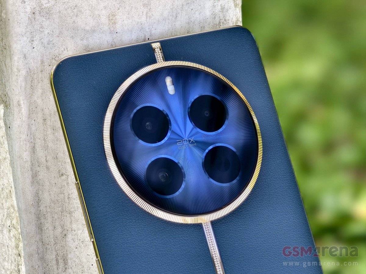 Realme 12 Pro 🔥 التصميم الفخم والكاميرا القوية… هل يستحق الشراء؟ 12 realme 12 pro فى مصر design