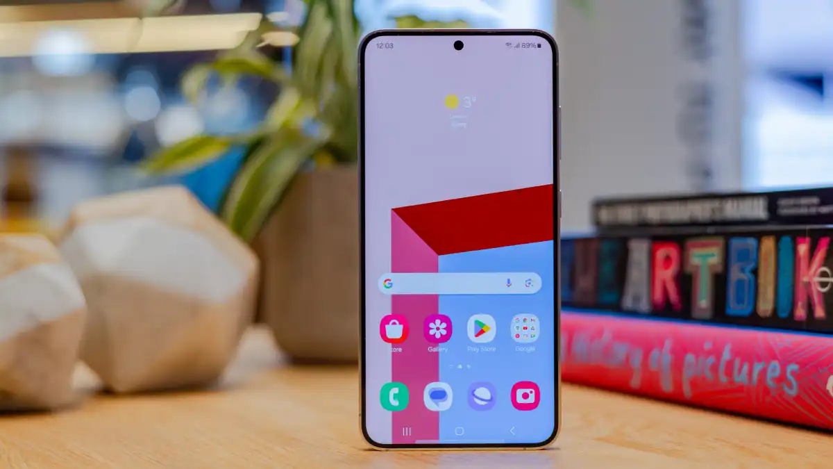 خصم Samsung Galaxy S24 يحول الهاتف إلى صفقة متوسطة المدى 7 Galaxy S24 review 7