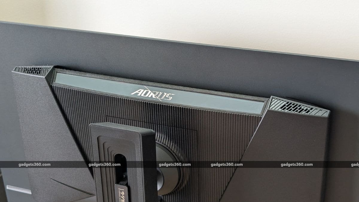 مراجعة شاشة Gigabyte Aorus FO27Q3: متعة لعشاق الألعاب 7 Gigabyte Aorus FO27Q3 review2 1738505323832