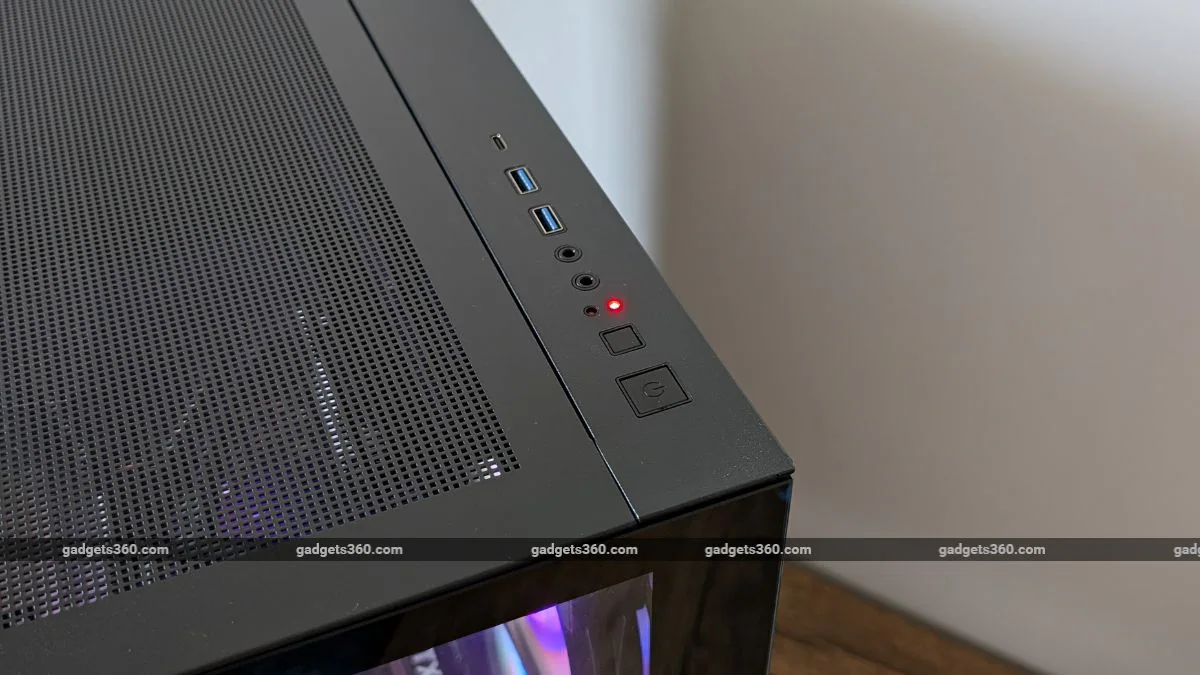 مراجعة CyberPowerPC Game Master 715: جهاز رائع بالفعل 9 cyberpowerpc game master 715 review5 1738496760258