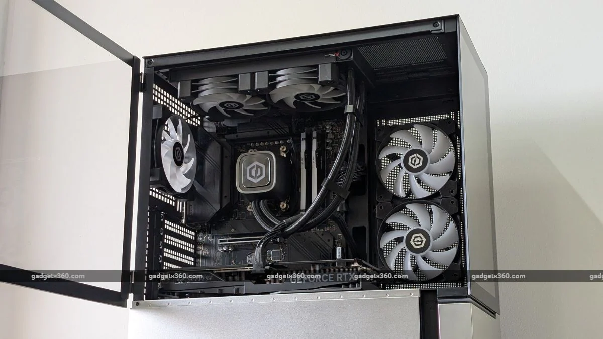 مراجعة CyberPowerPC Game Master 715: جهاز رائع بالفعل 7 cyberpowerpc game master 715 review6 1738496685941