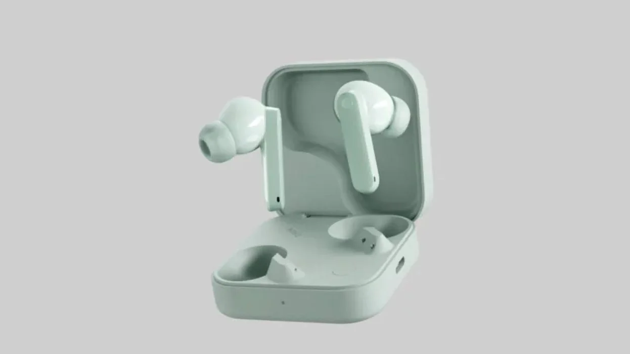 ظهرت سماعات CMF Buds 2 لفترة وجيزة على الموقع الرسمي، لتكشف عن ترقيات رئيسية قبل إطلاق Phone 2 Pro 6 CMF Buds 2