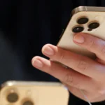 أبل تجدد مخاوفها بشأن الرسوم الجمركية والصين بتقرير متذبذب 22 iphone reuters 1746011269621