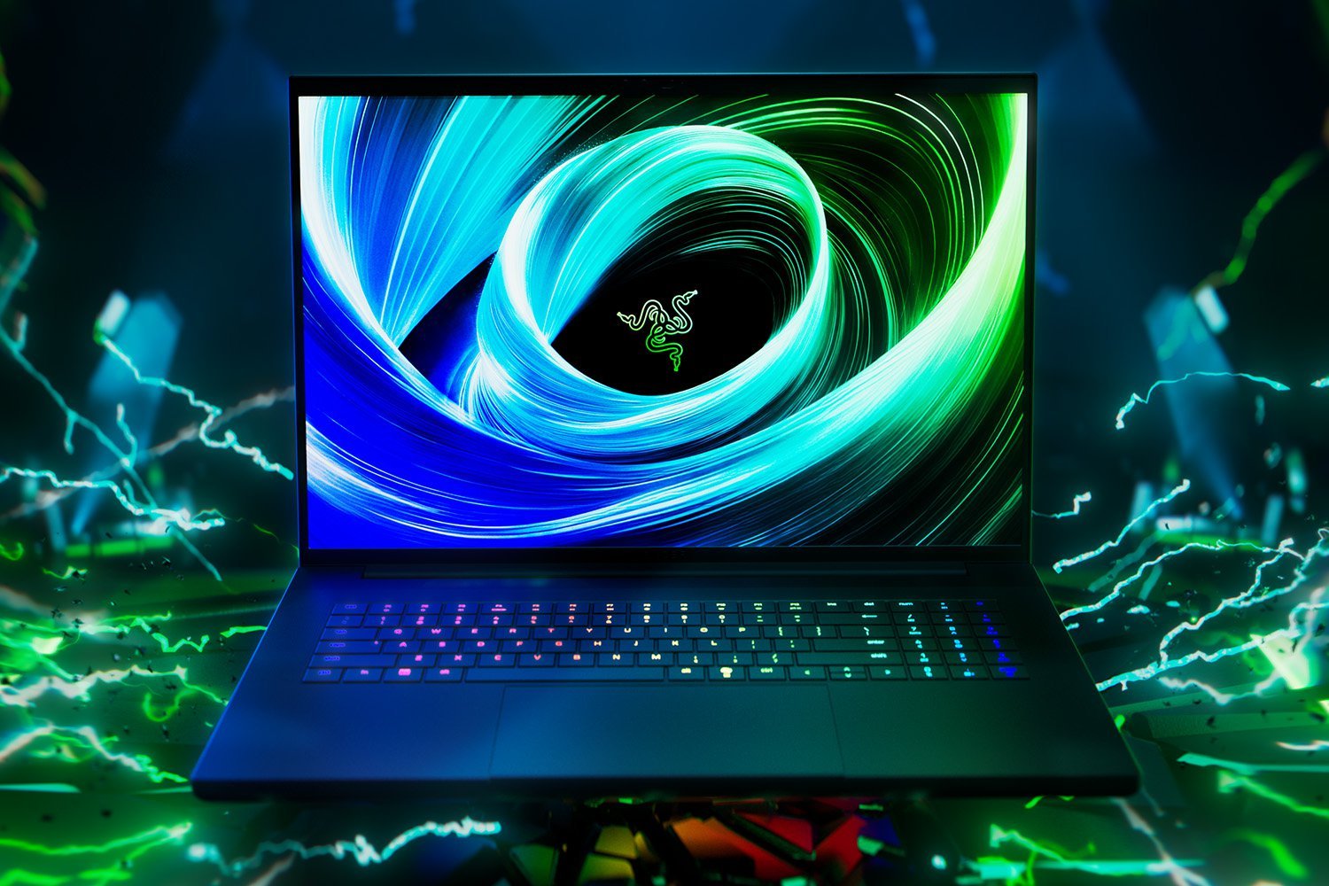 يتيح لك Razer Blade 18 مع RTX 5090 التبديل بين الألعاب بدقة 4K بمعدل تحديث 240 هرتز ودقة FHD بمعدل تحديث 440 هرتز 8 يتيح لك Razer Blade 18
