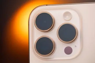 أفضل باقات الهاتف العائلية لعام 2025 7 باقات الهاتف العائلية