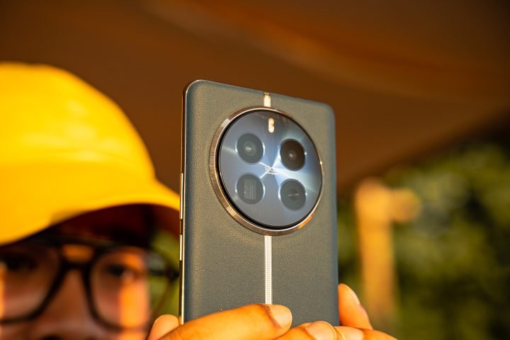 Realme 12 Pro Plus 🔥 مراجعة كاملة: التصميم الفخم والكاميرا القوية وهل يستحق الشراء؟ 17 Realme 12 Pro 5G 15