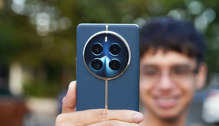 Realme 12 Pro Plus 🔥 مراجعة كاملة: التصميم الفخم والكاميرا القوية وهل يستحق الشراء؟ 18 realme12proplus camera