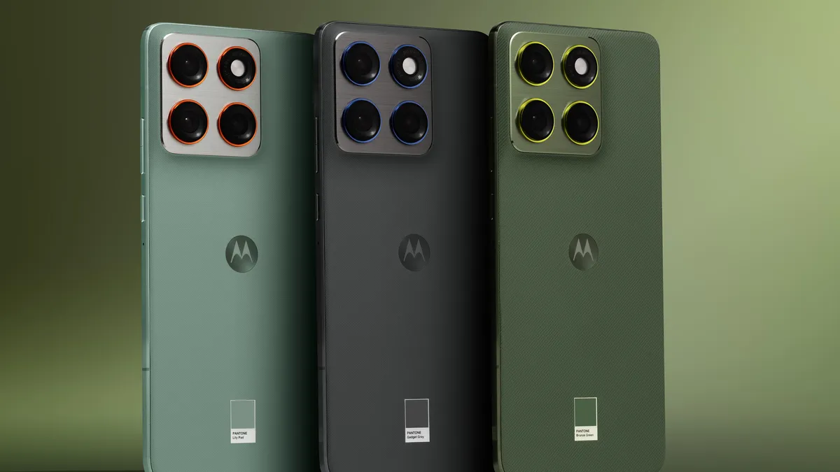 هاتف Motorola Edge 70 يتميز بتصميمه النحيف للغاية، ولكنه يتمتع ببطارية ضخمة 7 هاتف Motorola Edge 70