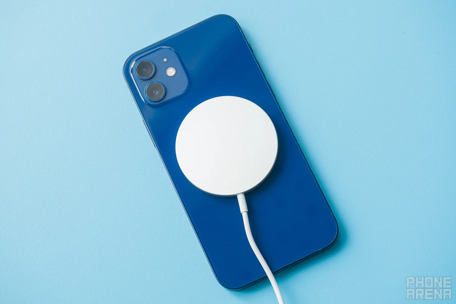 كم سعر ايفون 12 في مصر و السعودية: شكل, خلفيات, صور, مواصفات الموبايل 9 ايفون 12