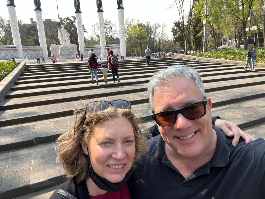 دليل الشراء الكامل لهاتف iPhone 13 : هل ما زال يستحق الشراء في 2026؟ 23 iphone13pro selfie