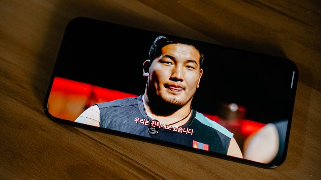 OPPO Find X9 🔥 هل يستحق الشراء + المميزات والعيوب قبل الشراء 13 gadgetmatch 20251219 oppo find x9 36 netflix physical asia 1024x574 1