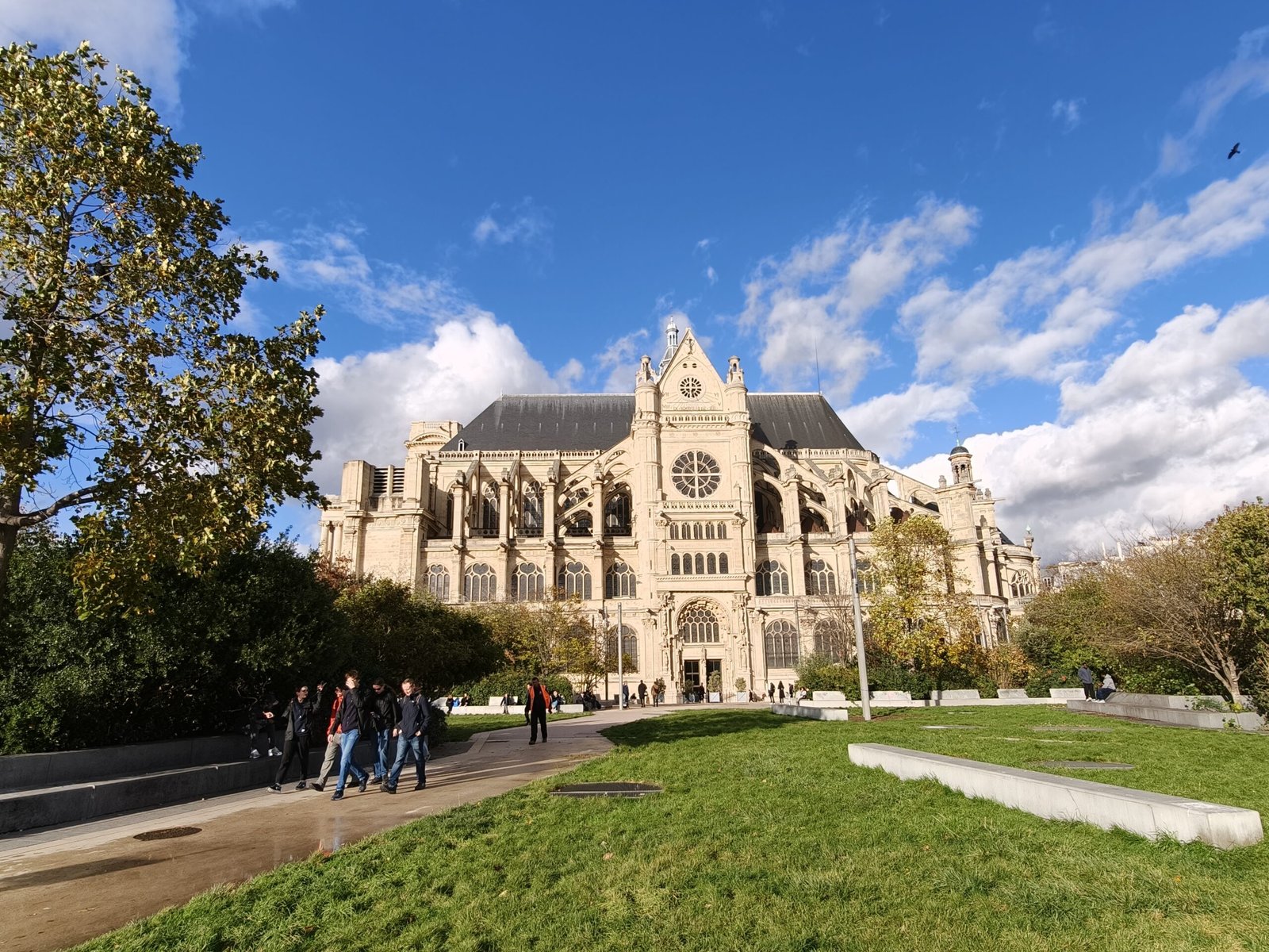 Oppo Find X9 Pro 🔥 هاتف تصوير مذهل… لكن هل يفتقد شيئًا مهمًا؟ 60 img20251023163053 scaled