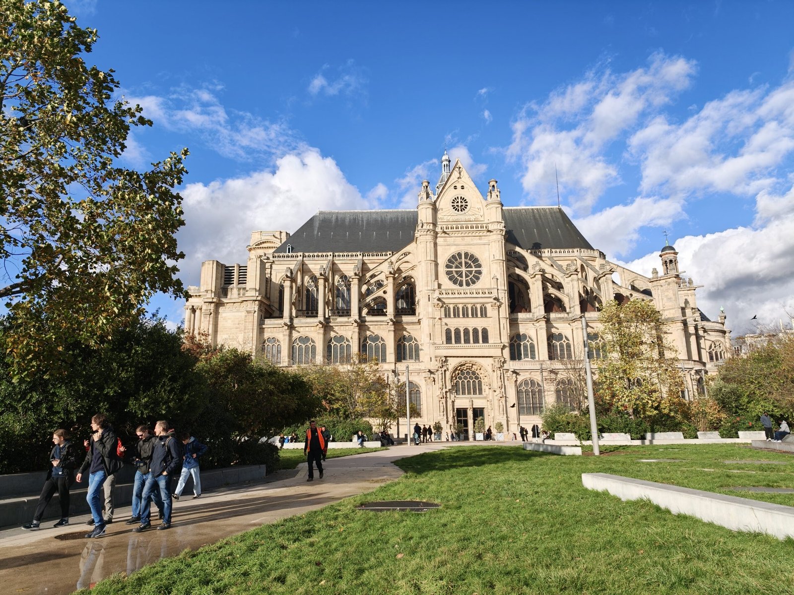 Oppo Find X9 Pro 🔥 هاتف تصوير مذهل… لكن هل يفتقد شيئًا مهمًا؟ 44 img20251023163055 scaled