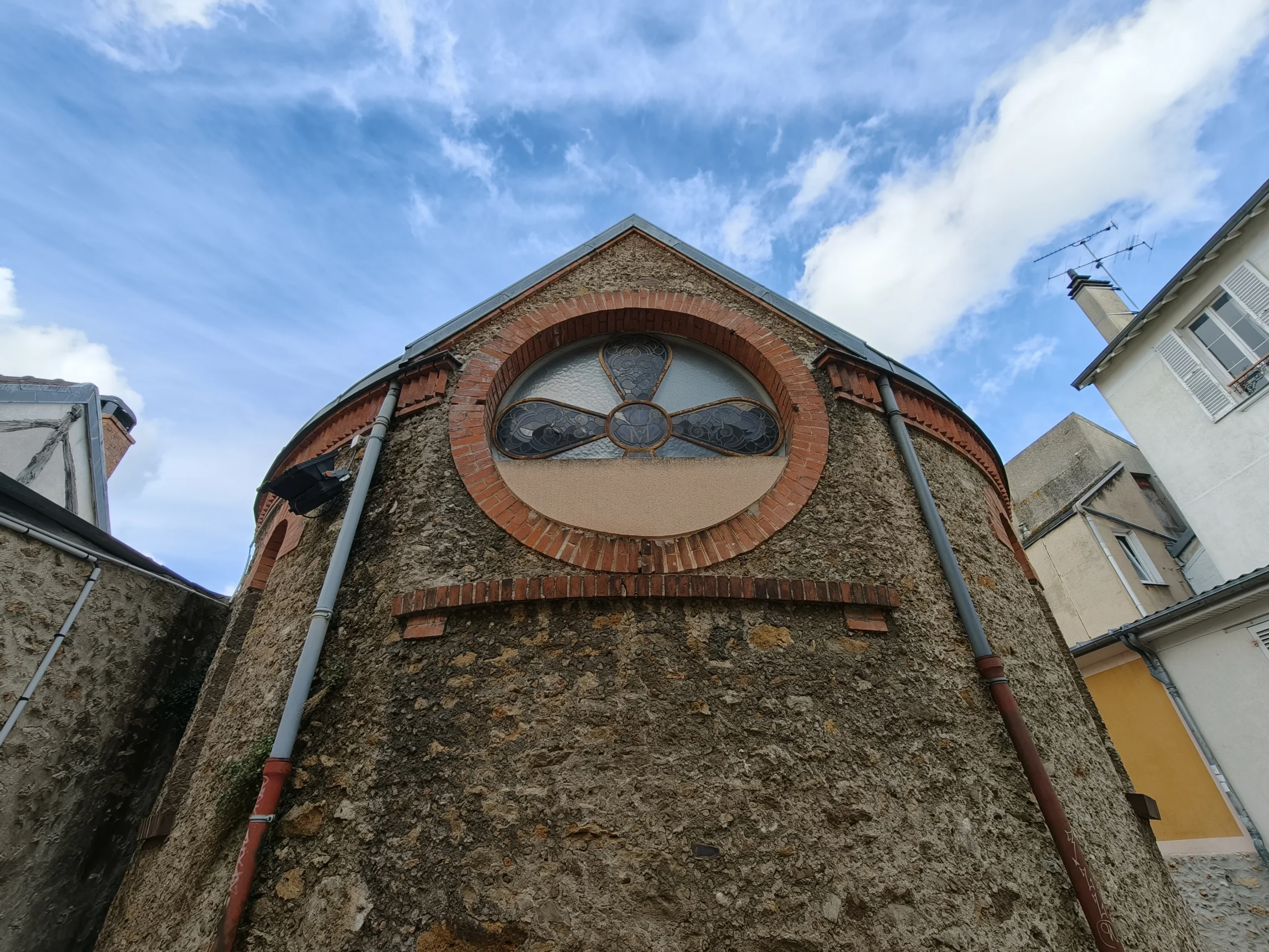 Oppo Find X9 Pro 🔥 هاتف تصوير مذهل… لكن هل يفتقد شيئًا مهمًا؟ 64 img20251024151708 scaled