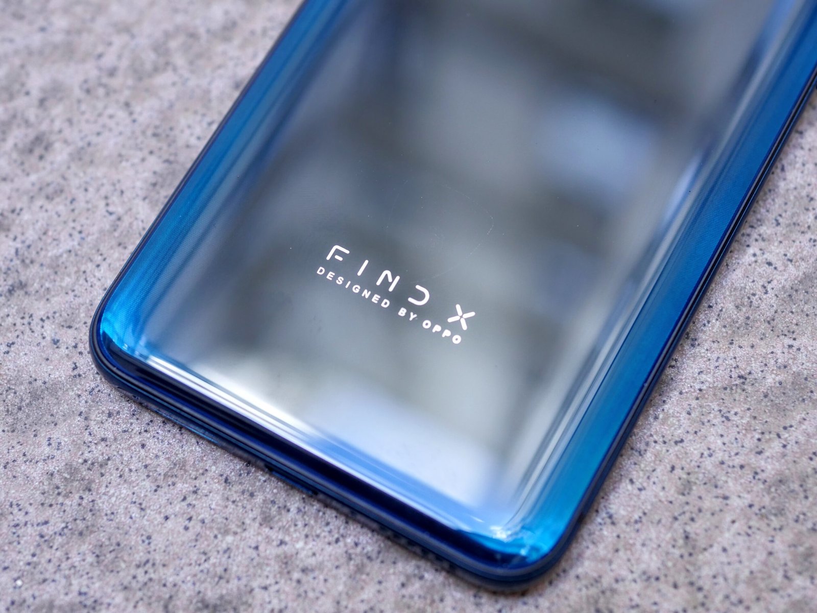 مراجعة Oppo Find X: التصميم المذهل “جمال هيلين” والمميزات والعيوب وهل لا يزال يستحق الشراء؟ 11 oppo find x p9130372 scaled