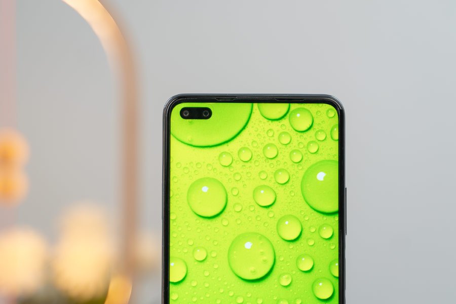 مراجعة سلسلة infinix zero 8: المميزات والعيوب وهل تستحق الشراء في 2026؟ 13 Infinix Zero 8 Front Cameras