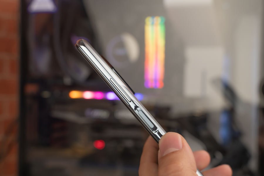 مراجعة سلسلة infinix zero 8: المميزات والعيوب وهل تستحق الشراء في 2026؟ 8 سعر infinix zero 8