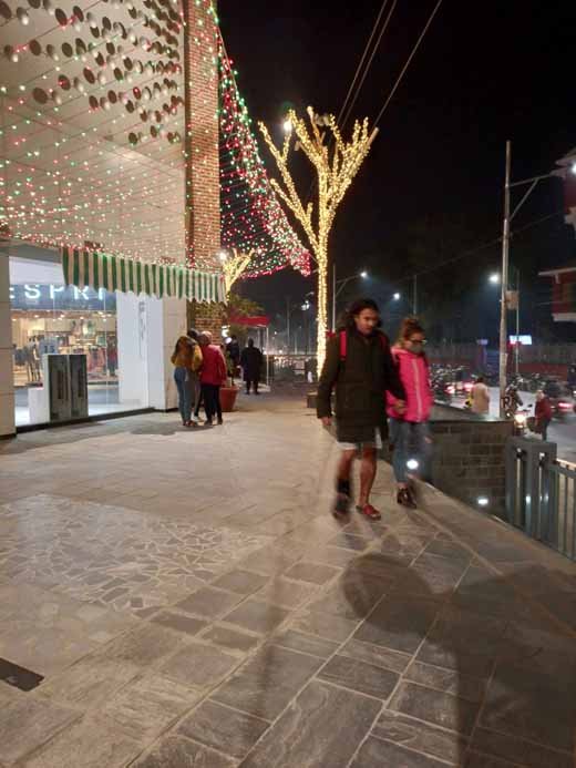 مراجعة سلسلة infinix zero 8: المميزات والعيوب وهل تستحق الشراء في 2026؟ 23 Zero 8 Nighttime 2