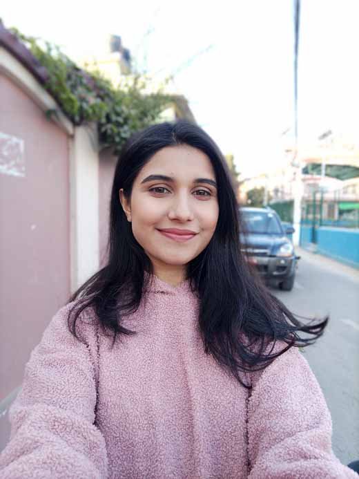 مراجعة سلسلة infinix zero 8: المميزات والعيوب وهل تستحق الشراء في 2026؟ 31 Zero 8 vs Portrait Selfie 1