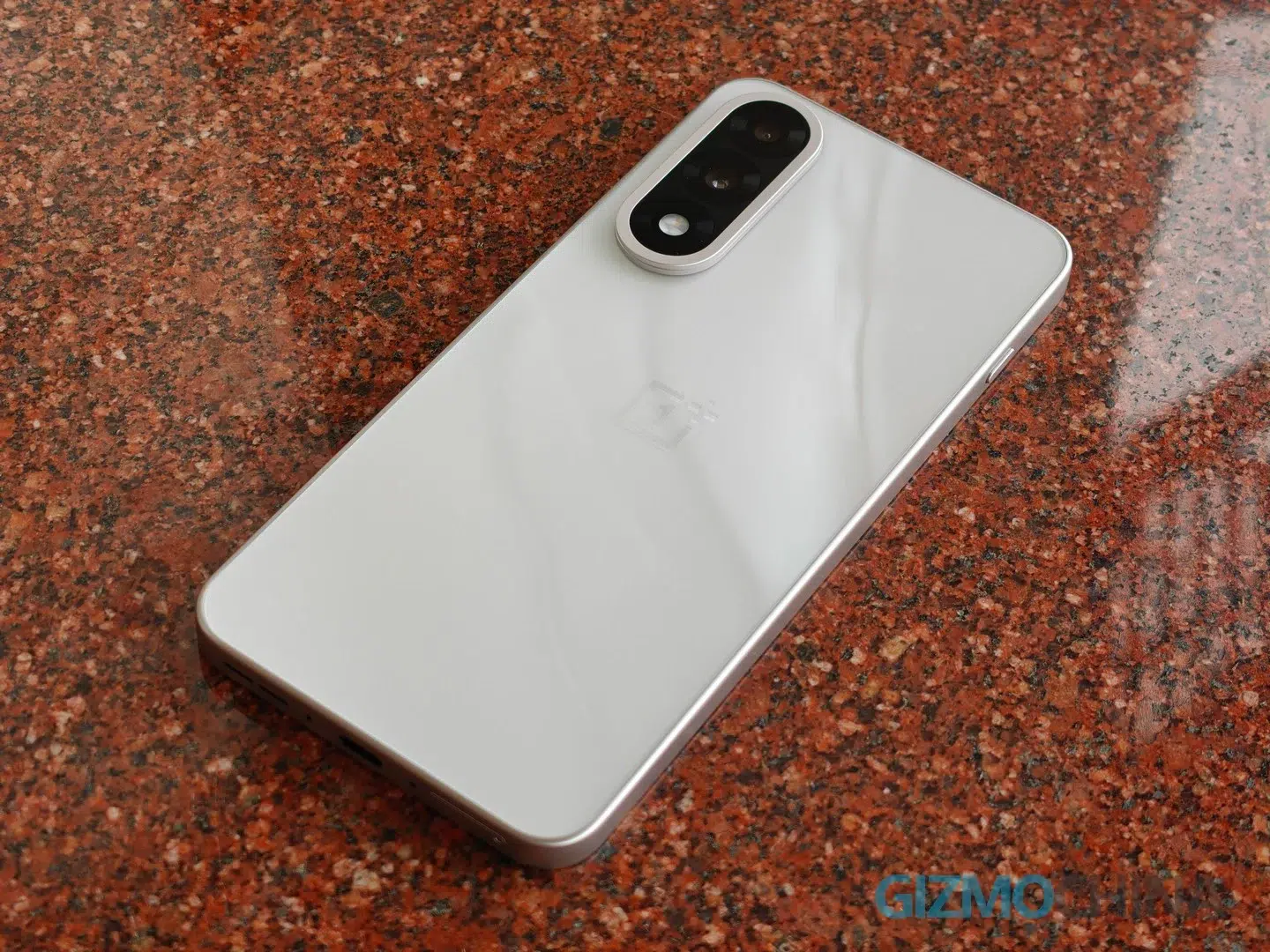 مراجعة شاملة لهاتف OnePlus Nord 6: كل ما تحتاج معرفته قبل الإطلاق 7 OnePlus Nord 5 Review GizmoChina 10